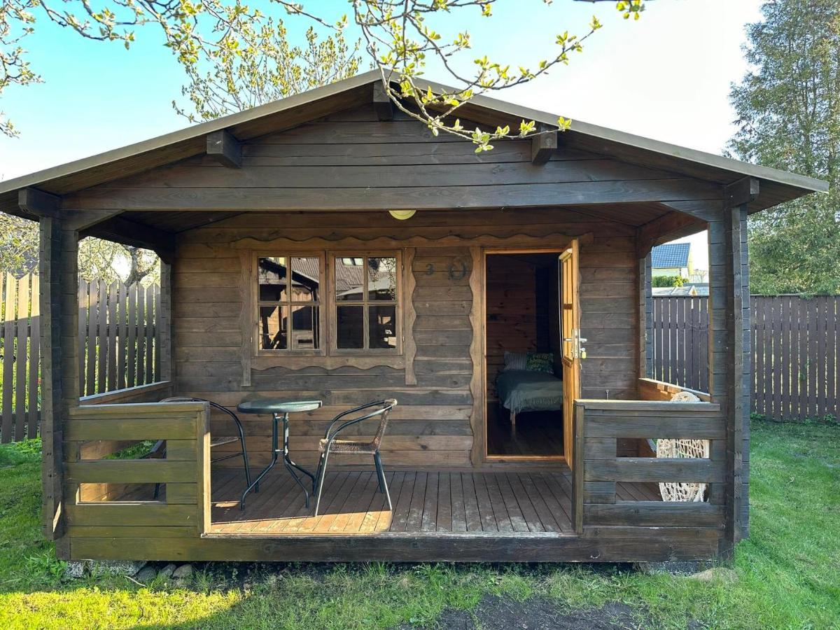 Karjamaa Garden Bungalows Free Parking Pärnu Kültér fotó