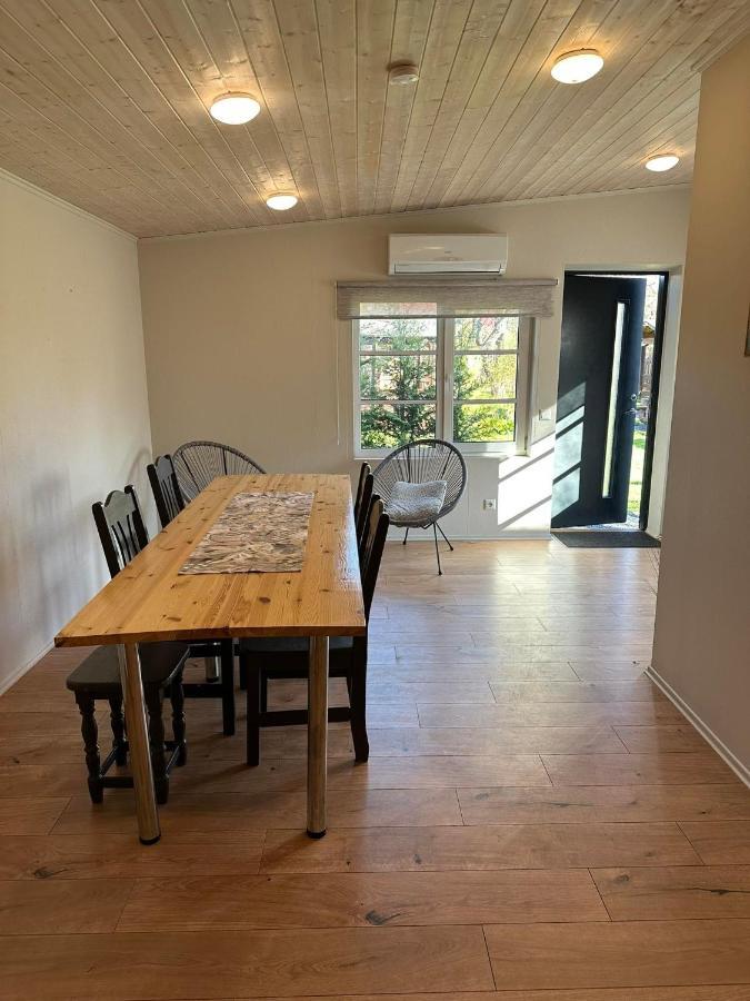 Karjamaa Garden Bungalows Free Parking Pärnu Kültér fotó